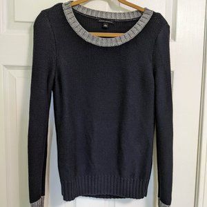 Banana Republic Navy with Silver Trim Sweater Size Large 12-14